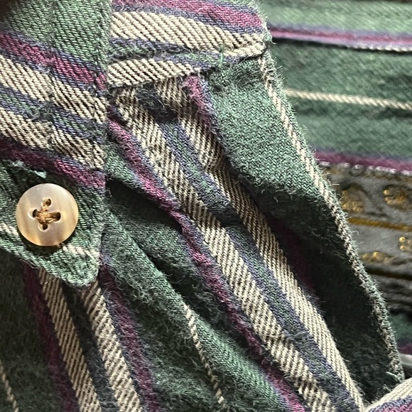 2 for $25 Vintage classic striped green button down Eddie bauer shirt - Picture 4 of 5